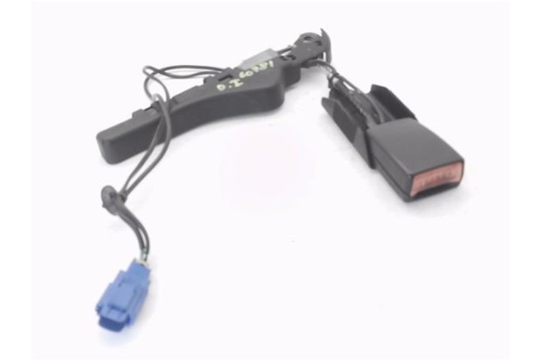 Recambio de anclaje cinturon delantero izquierdo para citroen c3 1.4 i referencia OEM IAM 9640676877 TRW33022955 