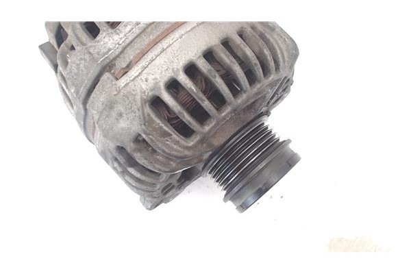 Recambio de alternador para volkswagen passat berlina (3b3) 1.9 tdi referencia OEM IAM 028903031  