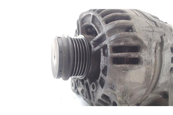 Recambio de alternador para volkswagen passat berlina (3b3) 1.9 tdi referencia OEM IAM 028903031  