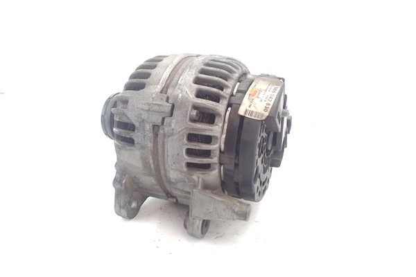 Recambio de alternador para volkswagen passat berlina (3b3) 1.9 tdi referencia OEM IAM 028903031  