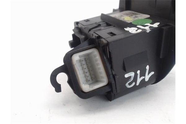 Recambio de mando de luces para renault scenic ii (jm) referencia OEM IAM 8200206738 61890007 