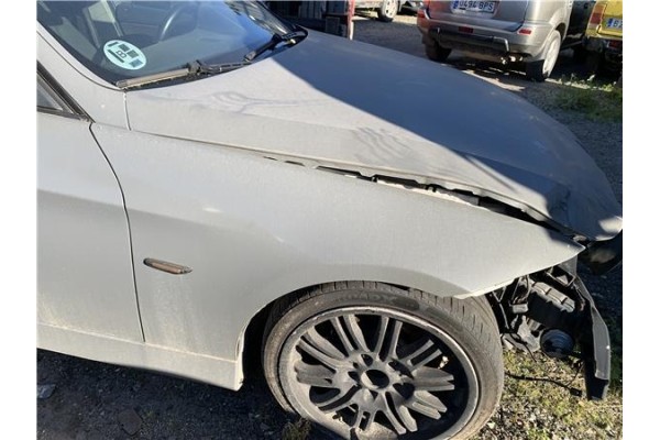 Recambio de aleta delantero derecha para bmw serie 3 berlina (e90) 3.0 330d referencia OEM IAM 41355A55AF4 41357135680 