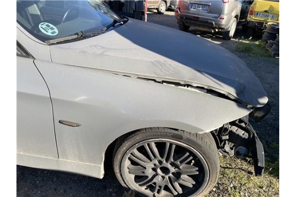 Recambio de aleta delantero derecha para bmw serie 3 berlina (e90) 3.0 330d referencia OEM IAM 41355A55AF4 41357135680 