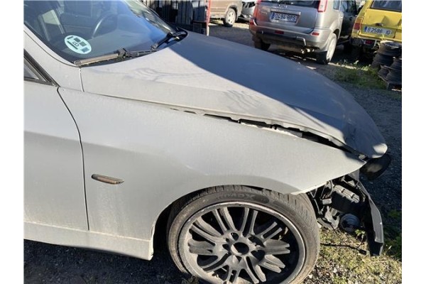 Recambio de aleta delantero derecha para bmw serie 3 berlina (e90) 3.0 330d referencia OEM IAM 41355A55AF4 41357135680 