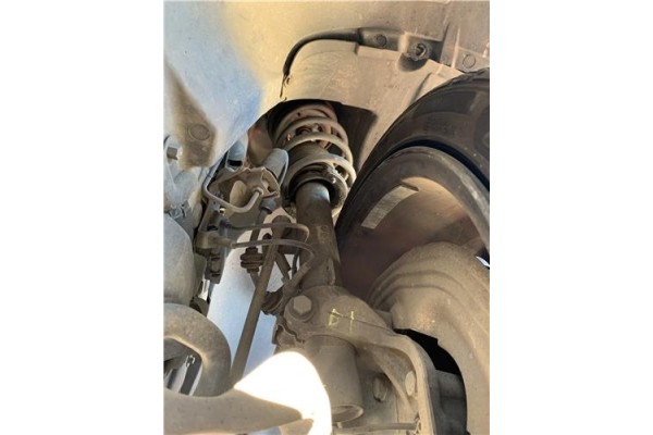 Recambio de amortiguador delantero izquierdo para bmw serie 3 berlina (e90) 3.0 330d referencia OEM IAM 31316771179 1,05E+07 