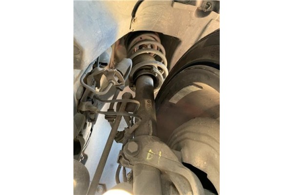 Recambio de amortiguador delantero izquierdo para bmw serie 3 berlina (e90) 3.0 330d referencia OEM IAM 31316771179 1,05E+07 