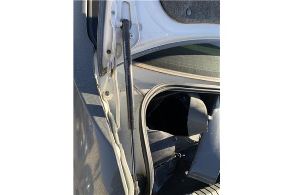 Recambio de amortiguador tapa maletero para bmw serie 3 berlina (e90) 3.0 330d referencia OEM IAM RBM002 320N18053 