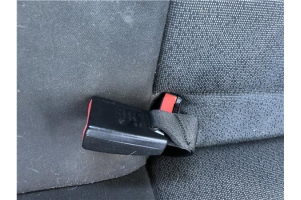 Recambio de anclaje cinturon trasero derecho para bmw serie 3 berlina (e90) 3.0 330d referencia OEM IAM 7127224 30524861C 