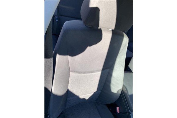 Recambio de asiento delantero derecho para bmw serie 3 berlina (e90) 3.0 330d referencia OEM IAM 52107118414  