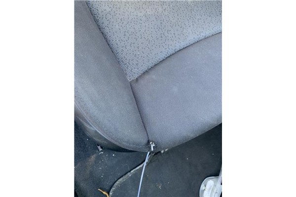 Recambio de asiento delantero derecho para bmw serie 3 berlina (e90) 3.0 330d referencia OEM IAM 52107118414  