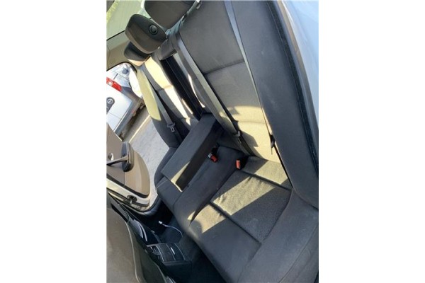 Recambio de asientos traseros para bmw serie 3 berlina (e90) 3.0 330d referencia OEM IAM 52207118745  