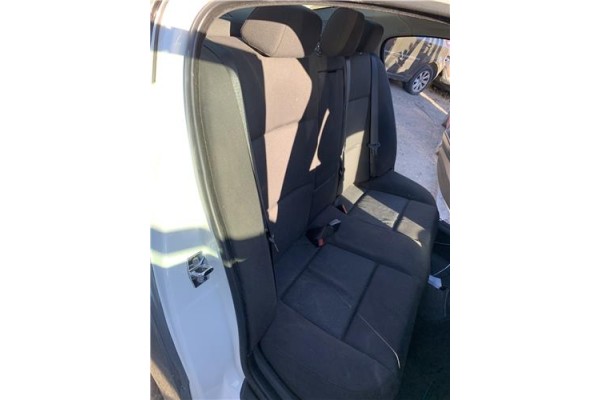 Recambio de asientos traseros para bmw serie 3 berlina (e90) 3.0 330d referencia OEM IAM 52207118745  