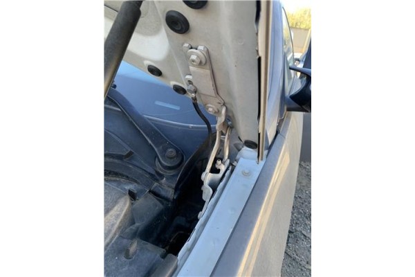 Recambio de bisagra capo izquierda para bmw serie 3 berlina (e90) 3.0 330d referencia OEM IAM 7115263ES03 41617210677 