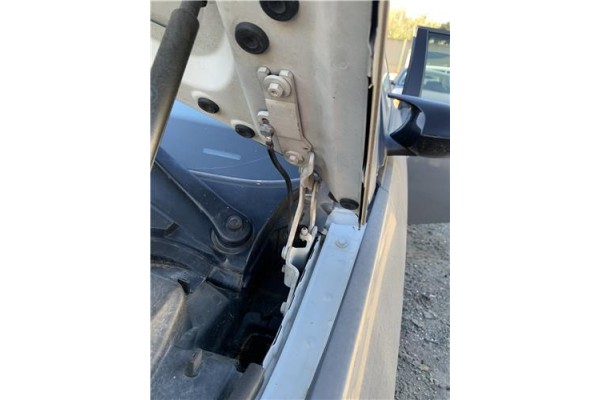 Recambio de bisagra capo izquierda para bmw serie 3 berlina (e90) 3.0 330d referencia OEM IAM 7115263ES03 41617210677 