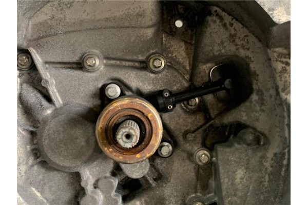 Recambio de caja cambios manual para renault clio v 1.0 business referencia OEM IAM 320105074R  