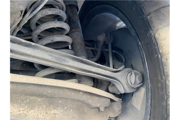 Recambio de brazo inferior trasero derecho para bmw serie 3 berlina (e90) 3.0 330d referencia OEM IAM 33322406290 3332 