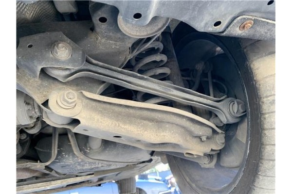 Recambio de brazo inferior trasero derecho para bmw serie 3 berlina (e90) 3.0 330d referencia OEM IAM 33322406290 3332 