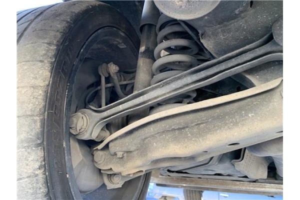 Recambio de brazo inferior trasero izquierdo para bmw serie 3 berlina (e90) 3.0 330d referencia OEM IAM 33322406290  