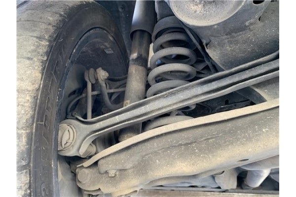 Recambio de brazo inferior trasero izquierdo para bmw serie 3 berlina (e90) 3.0 330d referencia OEM IAM 33322406290  