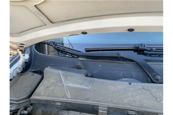 Recambio de brazo limpiaparabrisas delantero derecho para bmw serie 3 berlina (e90) 3.0 330d referencia OEM IAM 61619449916 6161