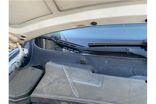 Recambio de brazo limpiaparabrisas delantero derecho para bmw serie 3 berlina (e90) 3.0 330d referencia OEM IAM 61619449916 6161