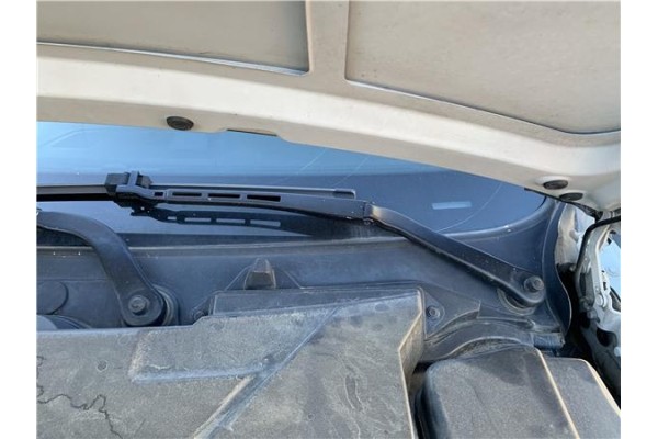 Recambio de brazo limpiaparabrisas delantero izquierdo para bmw serie 3 berlina (e90) 3.0 330d referencia OEM IAM 61619449914 61