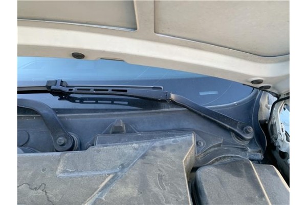 Recambio de brazo limpiaparabrisas delantero izquierdo para bmw serie 3 berlina (e90) 3.0 330d referencia OEM IAM 61619449914 61