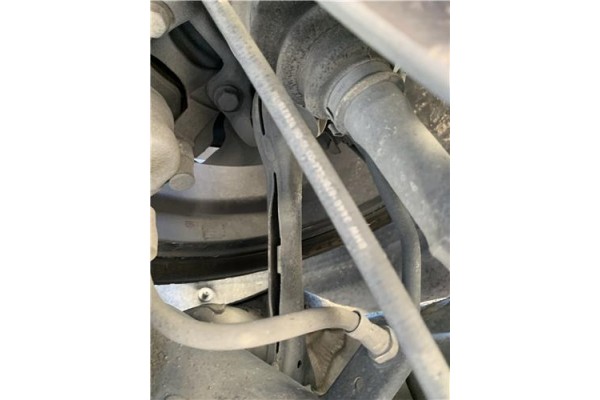 Recambio de brazo superior izquierdo suspension trasero para bmw serie 3 berlina (e90) 3.0 330d referencia OEM IAM 33322406289  