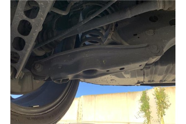 Recambio de brazo suspension trasero derecho para bmw serie 3 berlina (e90) 3.0 330d referencia OEM IAM 33326772899  