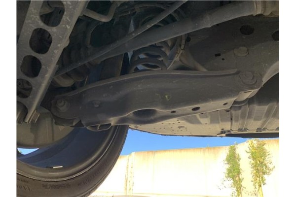 Recambio de brazo suspension trasero derecho para bmw serie 3 berlina (e90) 3.0 330d referencia OEM IAM 33326772899  