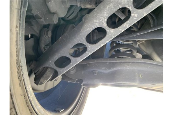 Recambio de brazo suspension trasero derecho para bmw serie 3 berlina (e90) 3.0 330d referencia OEM IAM 33326763477 310353212 
