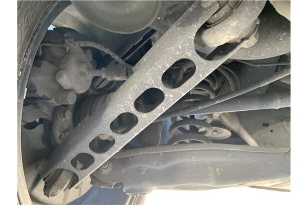 Recambio de brazo suspension trasero derecho para bmw serie 3 berlina (e90) 3.0 330d referencia OEM IAM 33326763477 310353212 