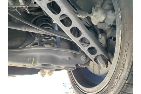 Recambio de brazo suspension trasero izquierdo para bmw serie 3 berlina (e90) 3.0 330d referencia OEM IAM 33322406291  