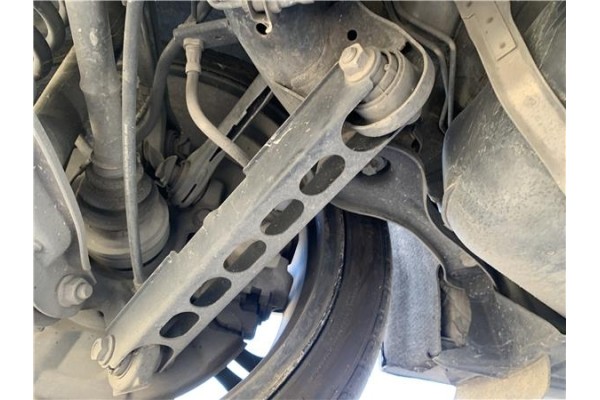 Recambio de brazo suspension trasero izquierdo para bmw serie 3 berlina (e90) 3.0 330d referencia OEM IAM 33322406291  
