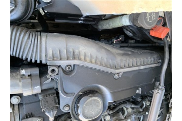 Recambio de carcasa filtro aire para bmw serie 3 berlina (e90) 3.0 330d referencia OEM IAM 13717793203  