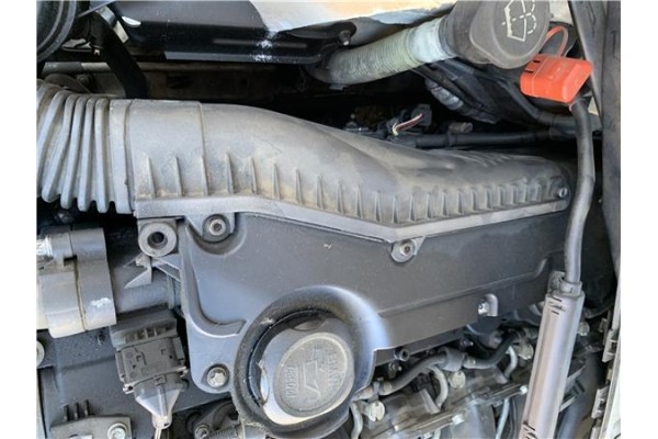 Recambio de carcasa filtro aire para bmw serie 3 berlina (e90) 3.0 330d referencia OEM IAM 13717793203  