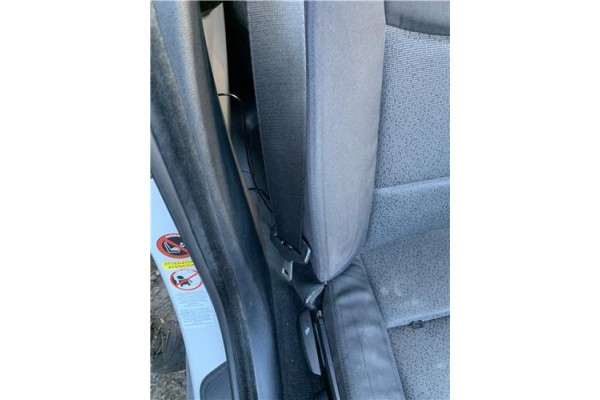 Recambio de cinturon seguridad delantero derecho para bmw serie 3 berlina (e90) 3.0 330d referencia OEM IAM 72119117220  