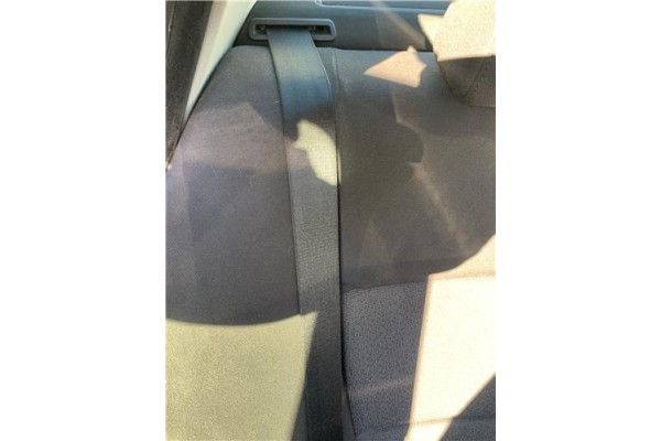 Recambio de cinturon seguridad trasero derecho para bmw serie 3 berlina (e90) 3.0 330d referencia OEM IAM 72119138233  