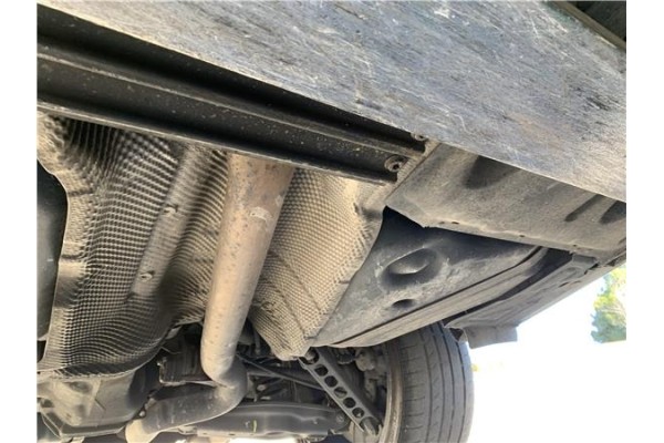 Recambio de deposito combustible para bmw serie 3 berlina (e90) 3.0 330d referencia OEM IAM 56646711 6765701 