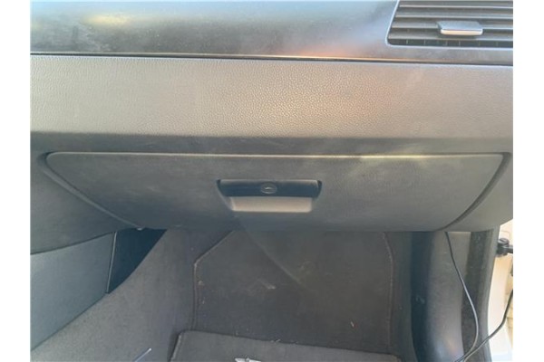 Recambio de guantera salpicadero para bmw serie 3 berlina (e90) 3.0 330d referencia OEM IAM 51169110539  