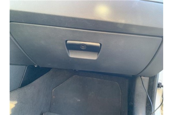 Recambio de guantera salpicadero para bmw serie 3 berlina (e90) 3.0 330d referencia OEM IAM 51169110539  