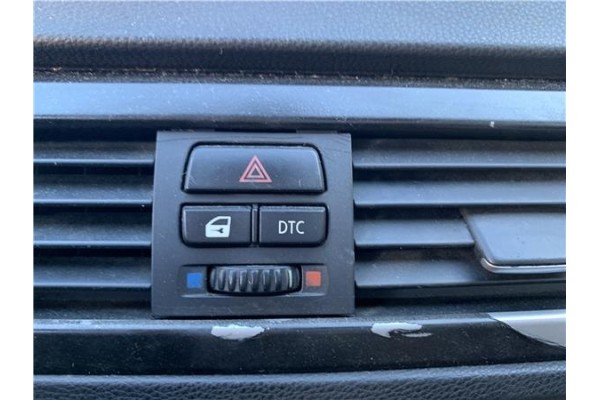 Recambio de interruptor luces emergencia para bmw serie 3 berlina (e90) 3.0 330d referencia OEM IAM 61319196713  