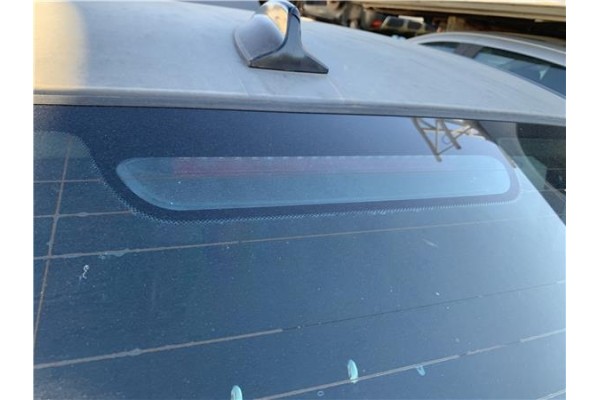 Recambio de luz central de freno para bmw serie 3 berlina (e90) 3.0 330d referencia OEM IAM 63257145519  