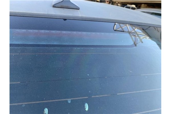 Recambio de luz central de freno para bmw serie 3 berlina (e90) 3.0 330d referencia OEM IAM 63257145519  