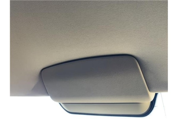 Recambio de luz central de freno para bmw serie 3 berlina (e90) 3.0 330d referencia OEM IAM 63257145519  