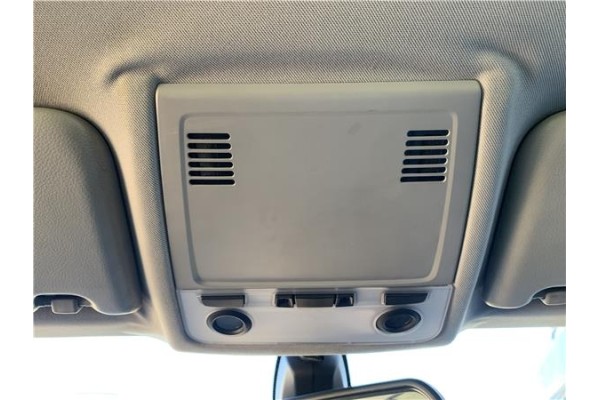 Recambio de luz delantero central techo para bmw serie 3 berlina (e90) 3.0 330d referencia OEM IAM 61319225476 61316924675 