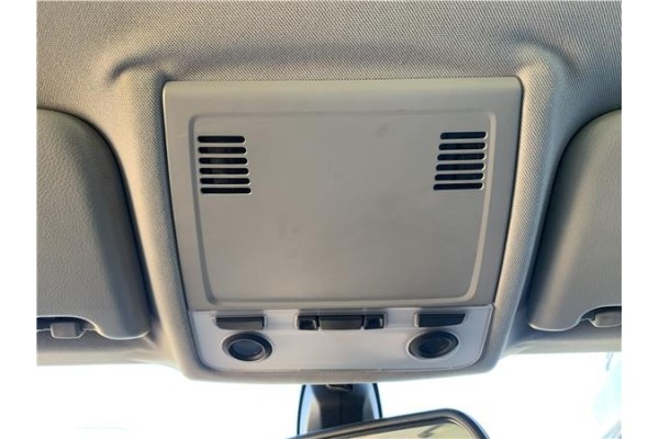 Recambio de luz delantero central techo para bmw serie 3 berlina (e90) 3.0 330d referencia OEM IAM 61319225476 61316924675 