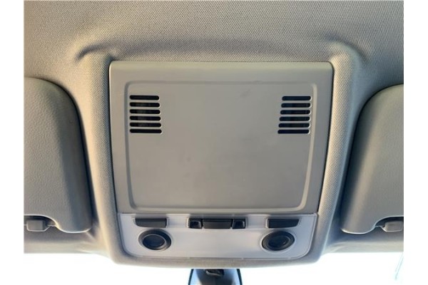 Recambio de luz delantero central techo para bmw serie 3 berlina (e90) 3.0 330d referencia OEM IAM 61319225476 61316924675 