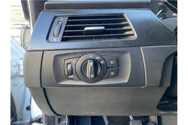 Recambio de mando de luces para bmw serie 3 berlina (e90) 3.0 330d referencia OEM IAM 61316932794  