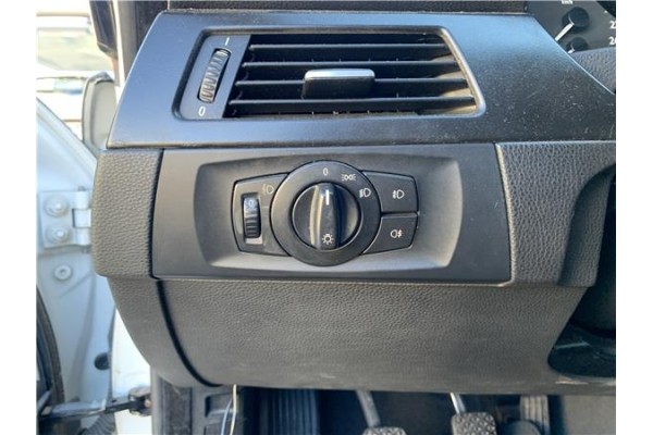 Recambio de mando de luces para bmw serie 3 berlina (e90) 3.0 330d referencia OEM IAM 61316932794  
